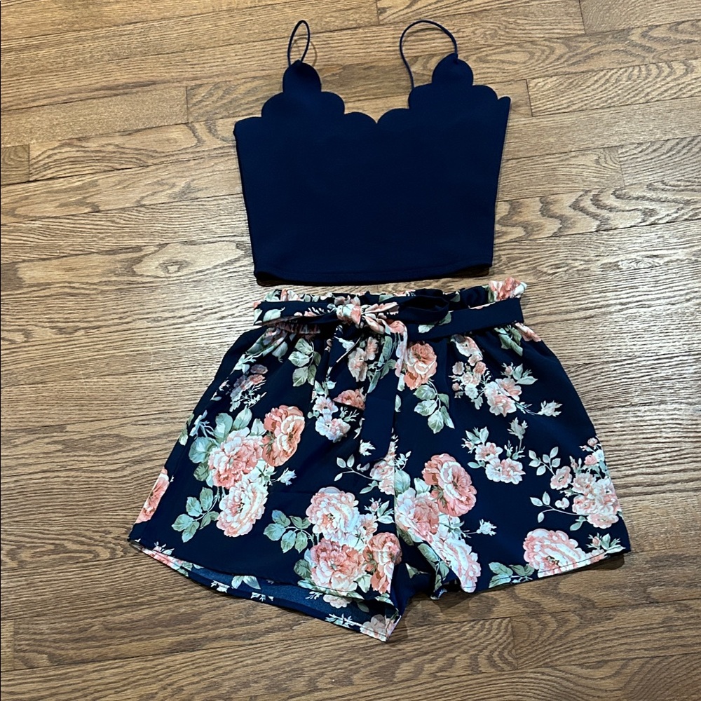 Never Worn SHEIN Navy Floral Crop Top & Shorts Set